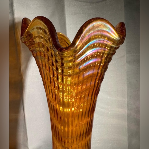 Vintage Imperial Carnival Glass Marigold Ripple Swung Vase - Picture 12 of 15